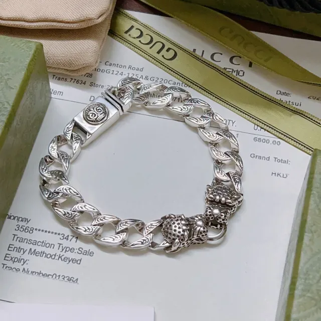 Gucci Silver Lion Head Curb-Link Bracelet 8