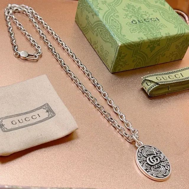 Gucci Silver Ornamental Scrollwork Necklace 6