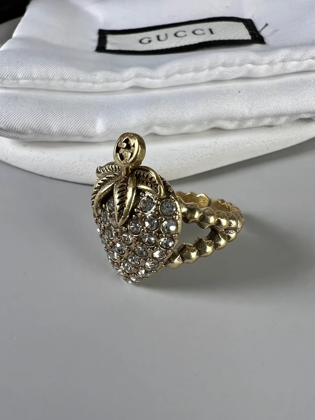 Gucci Strawberry Ring Gold Silver Pavé-Crystal Ring 4