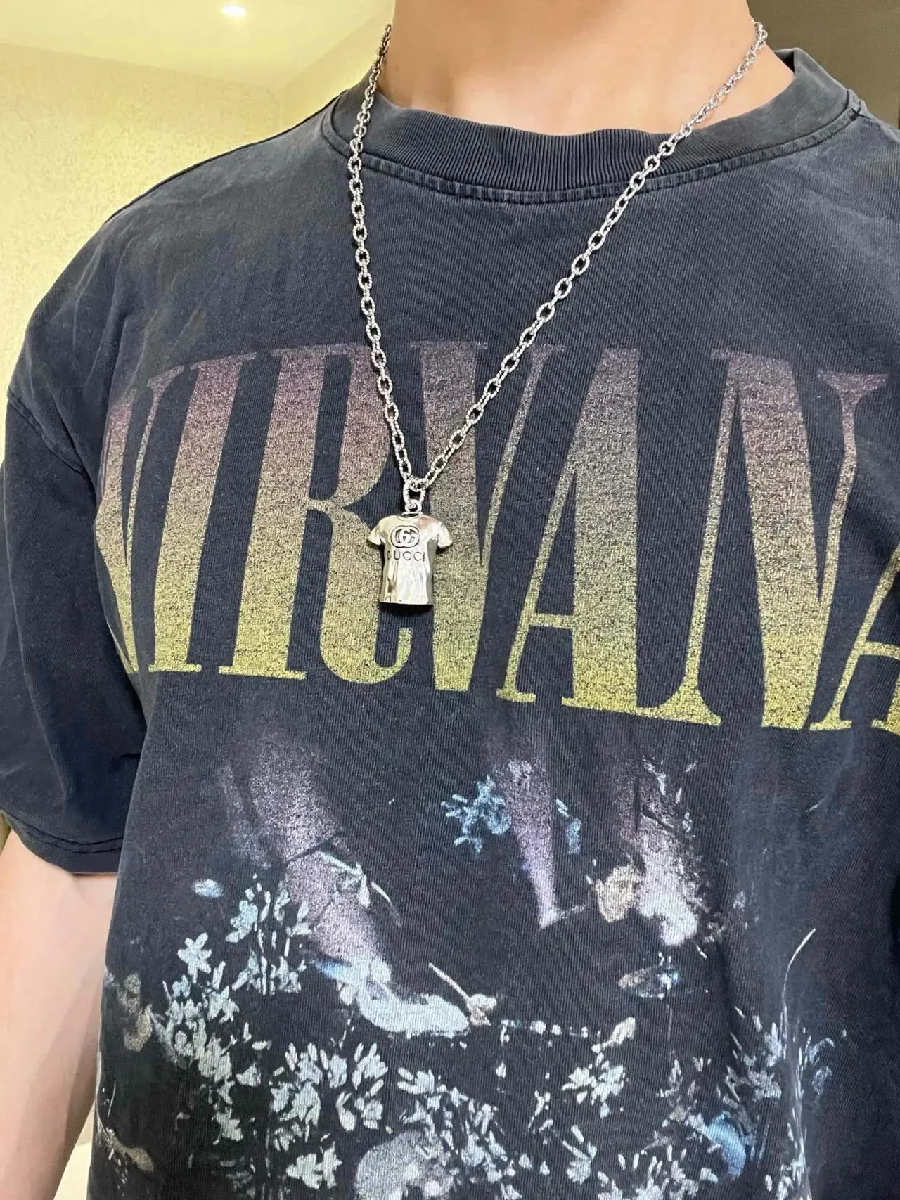 Gucci T-Shirt Pendant Silver-Tone Chain Necklace 5