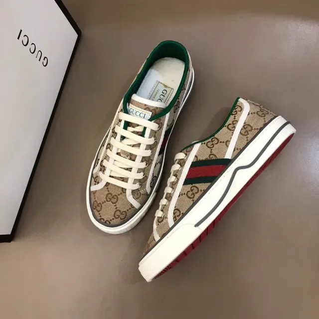 Sneakers Gucci Tennis 1977 Beige GG Monogram Web Stripe Lifestyle 8