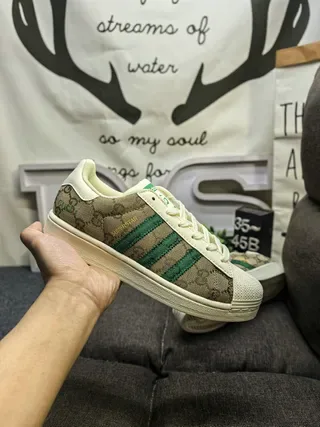 Gucci Tennis 1977 GG Monogram قماش أخضر ويب سترايب حذاء ستايل حياة 5