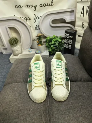 Gucci Tennis 1977 GG Monogram قماش أخضر ويب سترايب حذاء ستايل حياة 10