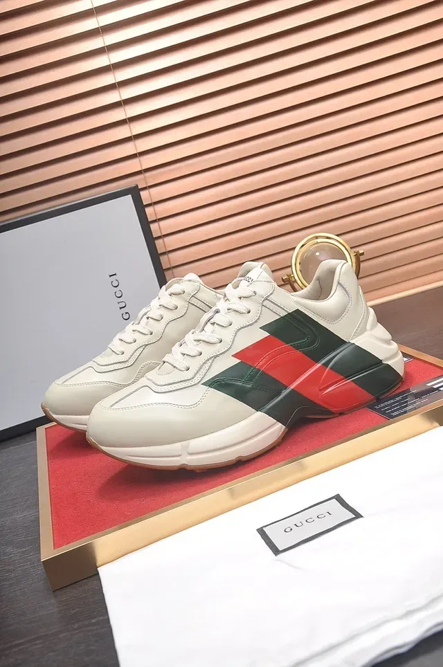Gucci Tennis 1977 Sneakers Lifestyle Off-White Noir Rouge Rayure Web 7