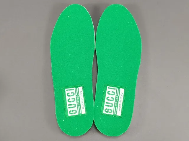 Gucci Tennis 1977 White and Green Lifestyle Sneakers 4