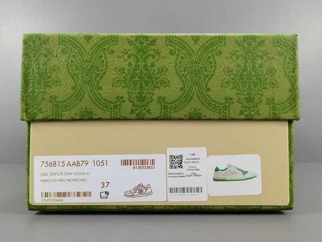 Gucci Tennis 1977 White and Green Lifestyle Sneakers 11