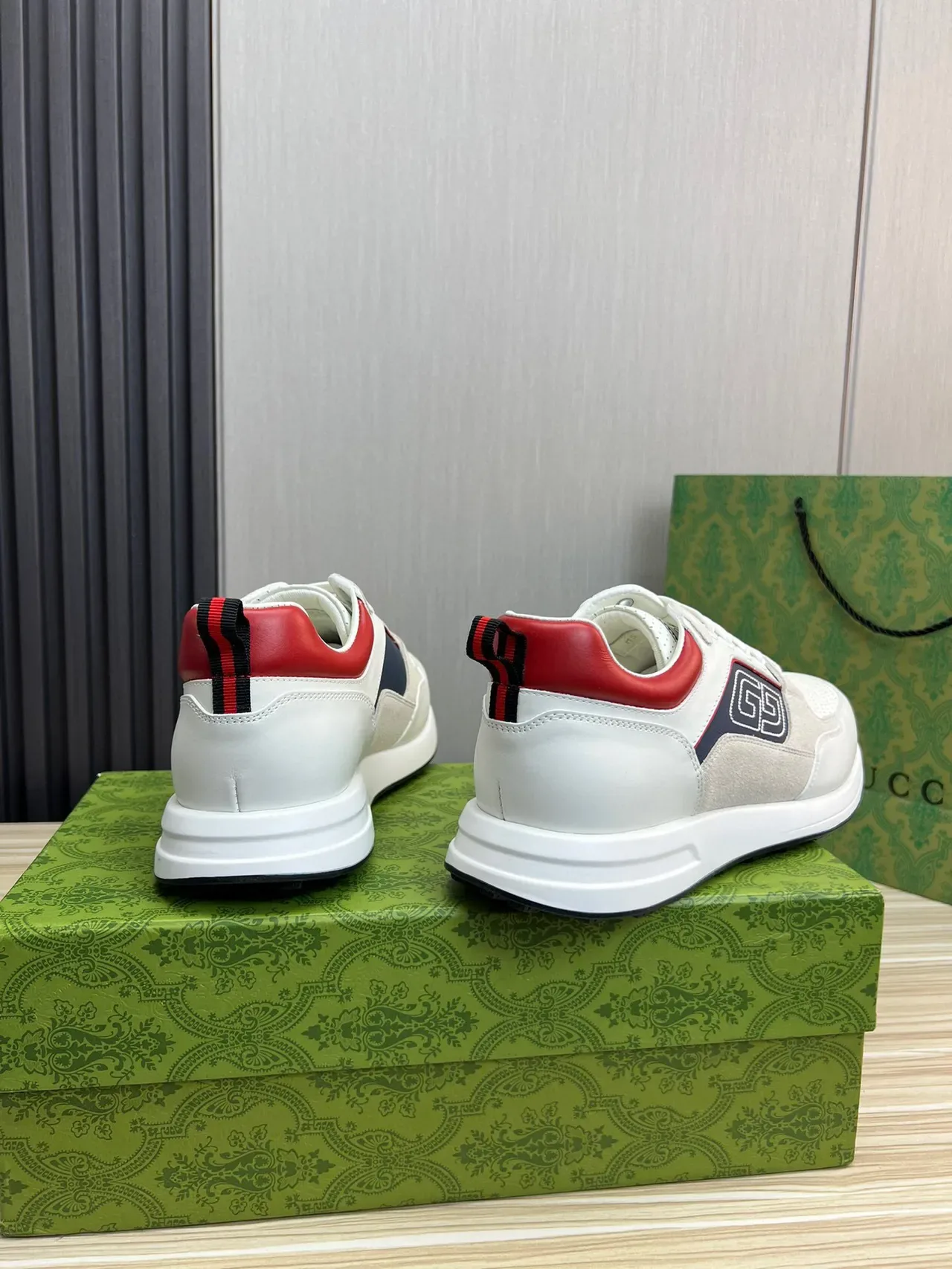 Gucci Tennis 1977 White Beige Navy Red Lifestyle Sneakers 3