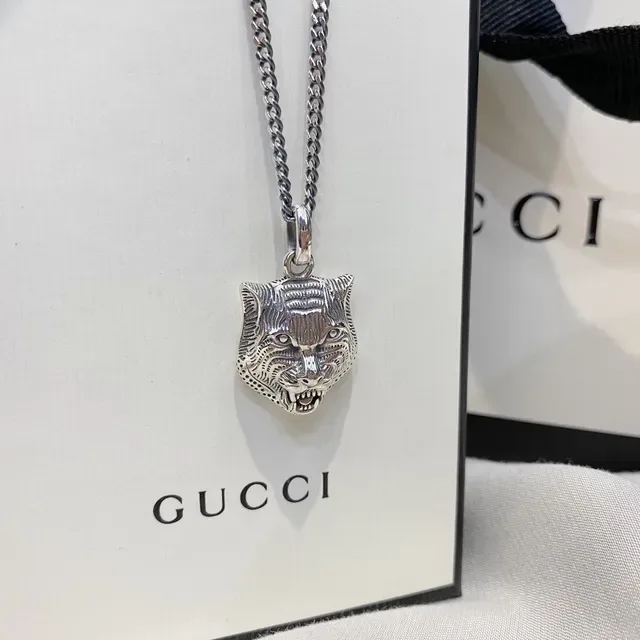 Gucci Tiger Silver Head Pendant Metallic Necklace 2