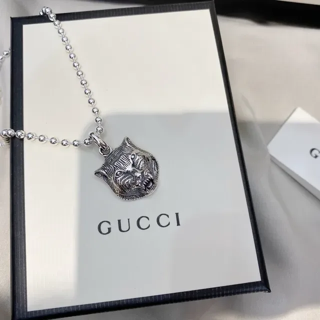 Gucci Tiger Silver Head Pendant Metallic Necklace 3