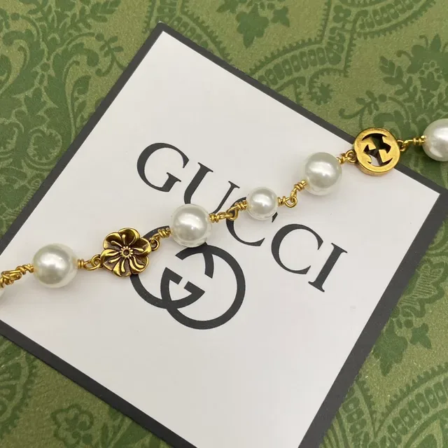 Gucci White Gold Pearl Strand Chain Bracelet 4