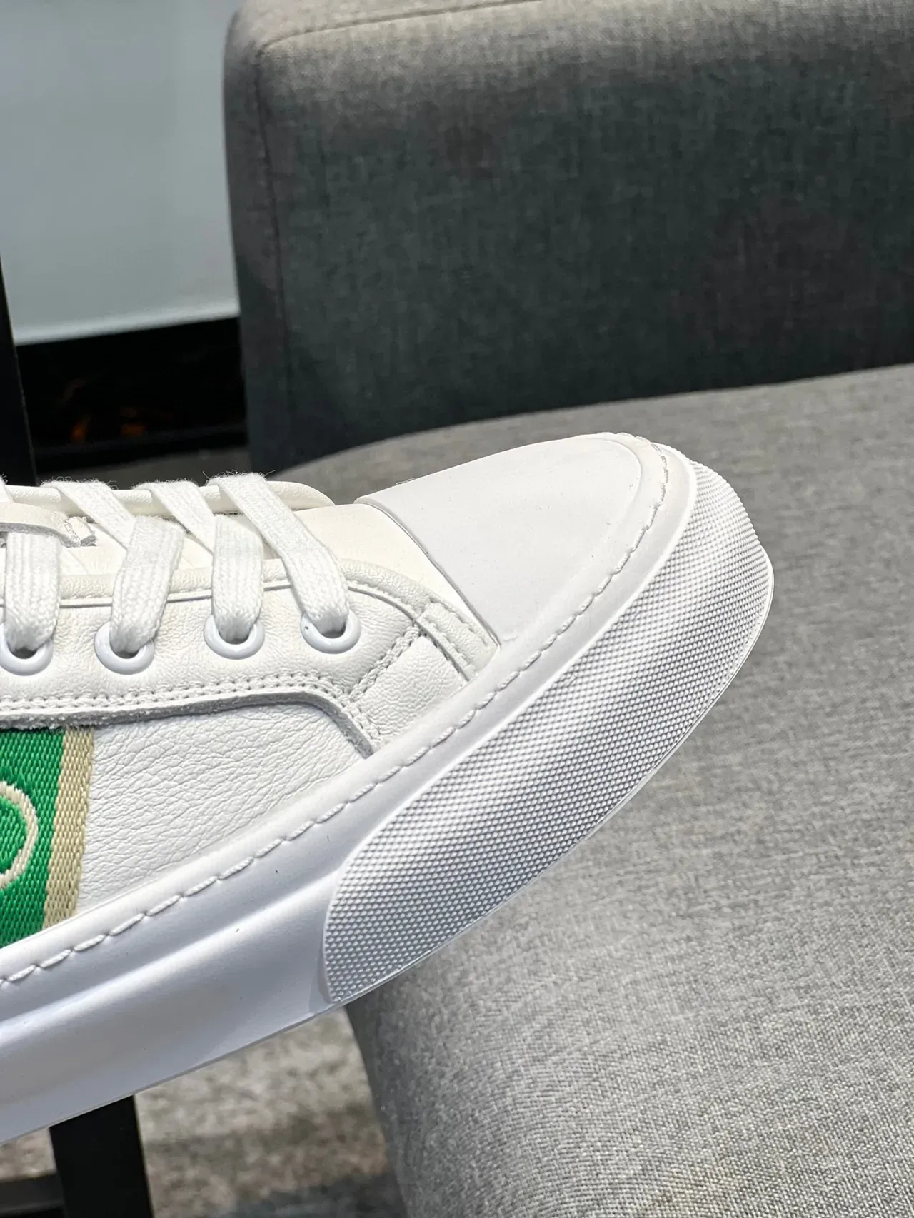 Gucci White Green Leather Upper Web Stripe Side Panel Lifestyle Sneakers 3