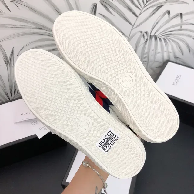 Gucci White Navy Embossed GG Monogram Web Stripe Detail Lifestyle Sneakers 4