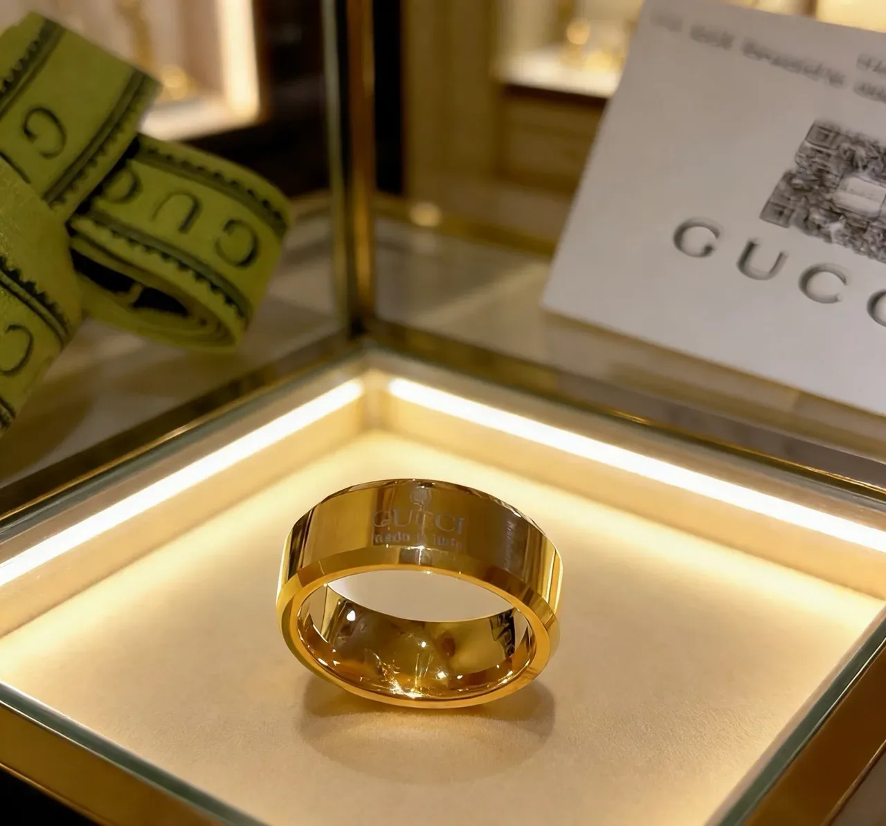 Gucci Anel Banda Larga Ouro Polido 3