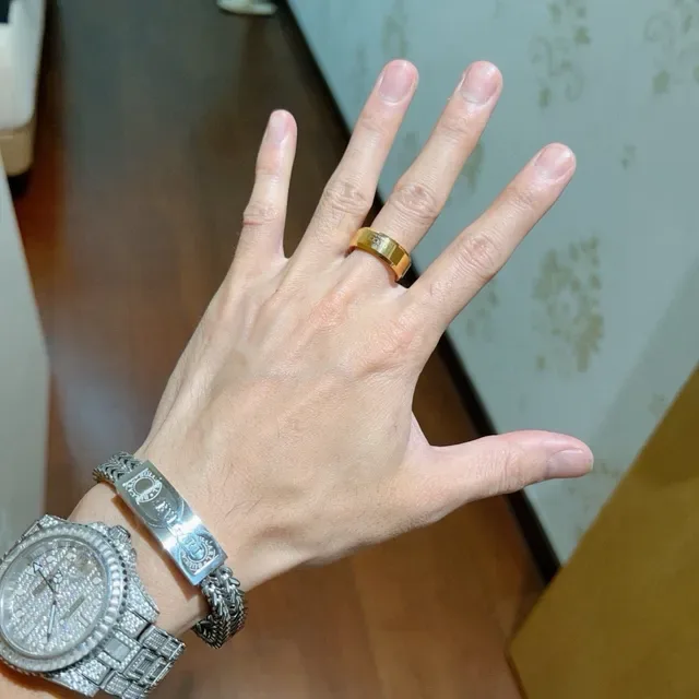 Gucci Anel Banda Larga Ouro Polido 8