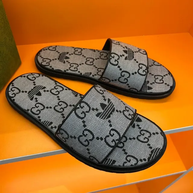 Gucci x Adidas GG Monogram Jacquard Slide Slippers 9