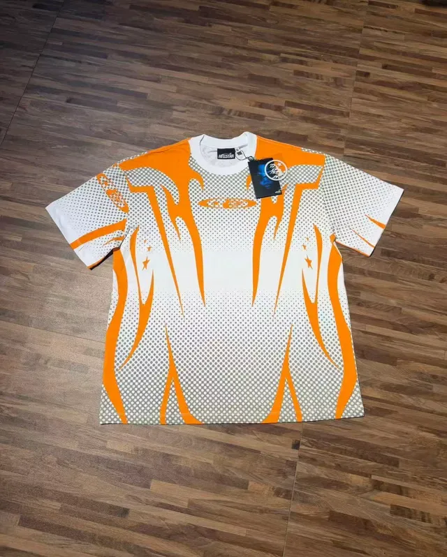 Hellstar Flame Graphic Halftone Dot Gradient T-Shirt 3