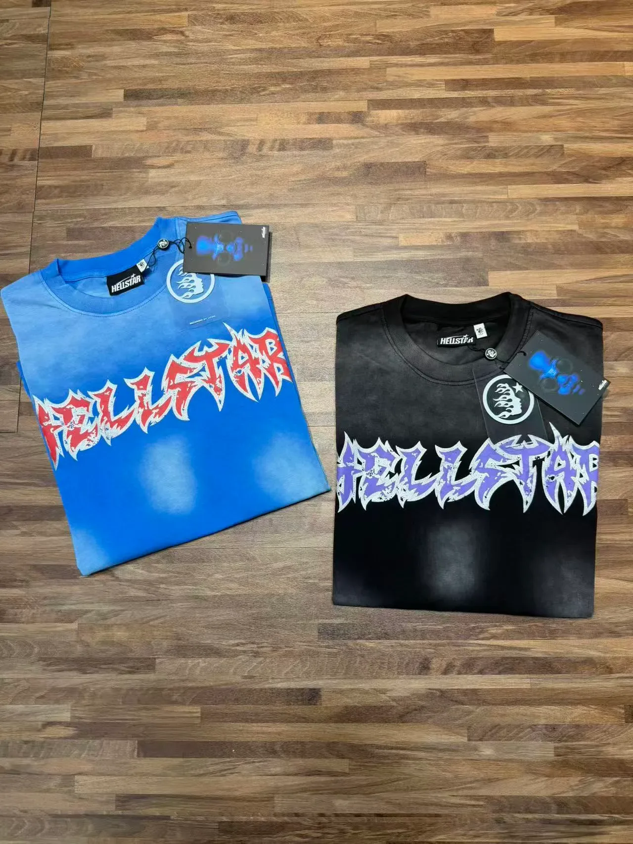 Camiseta oversized Hellstar con estampado gráfico de salpicaduras de lejía 13