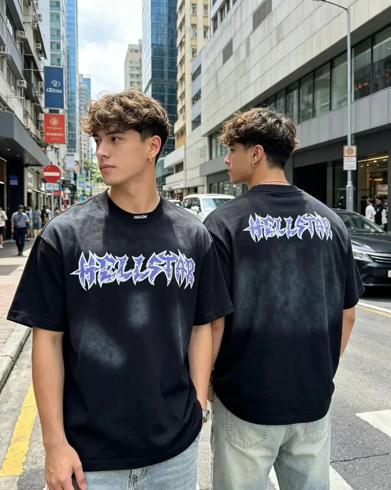 Camiseta oversized Hellstar con estampado gráfico de salpicaduras de lejía 18