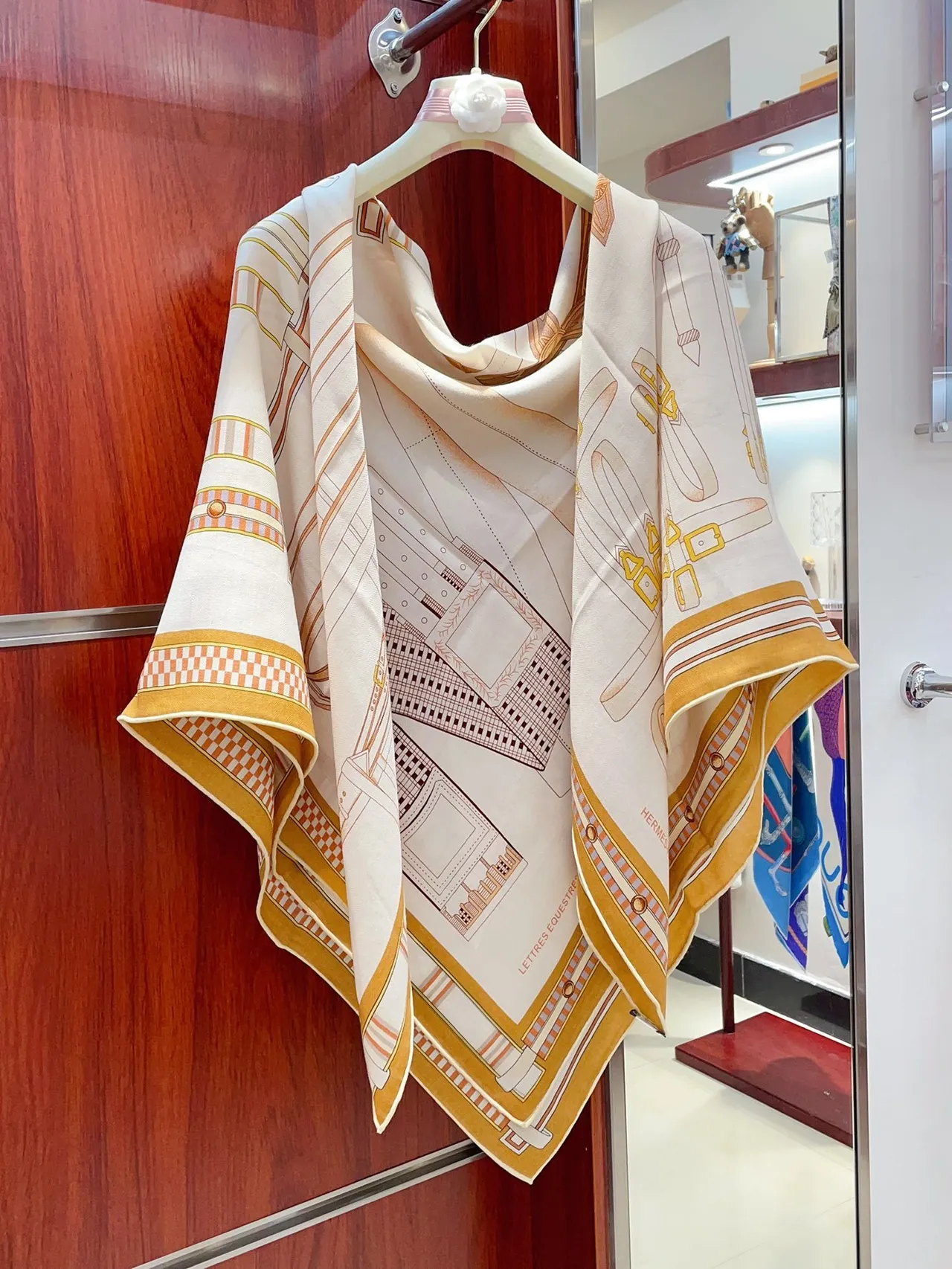Hermès Beige Brown Herringbone Weave Geometric Striped Border Silk Scarf 7