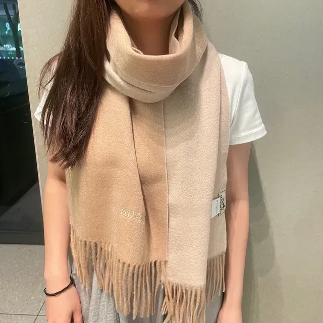 Hermès Beige Soft Texture Frayed Edge Finish Cashmere Scarf 2