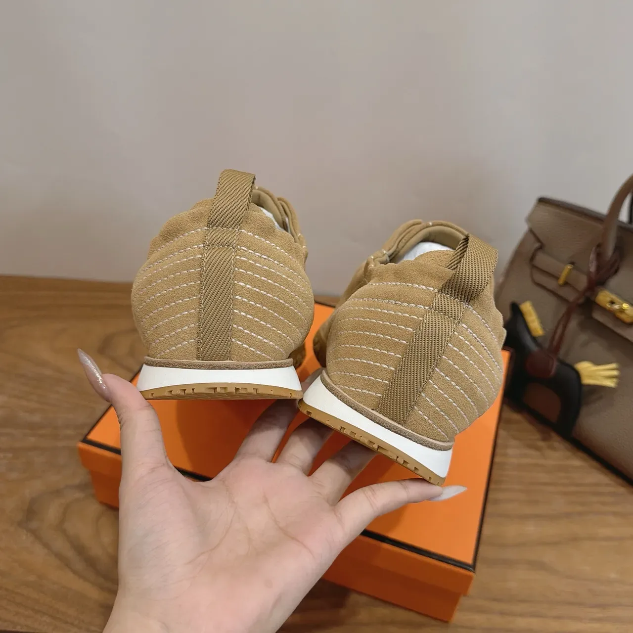 Hermès Beige White Suede Upper Contrast Stitching Lifestyle Sneakers 2