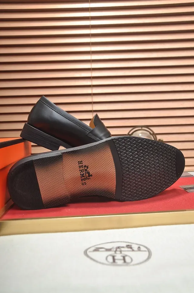 Hermès Black Beige Leather Metal H-Buckle Loafer 3