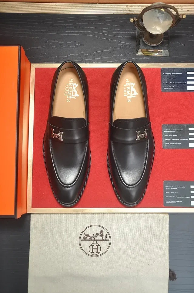 Hermès Black Beige Leather Metal H-Buckle Loafer 5