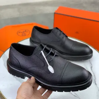 Hermès Black Cap-Toe Textured Leather Oxford Shoes