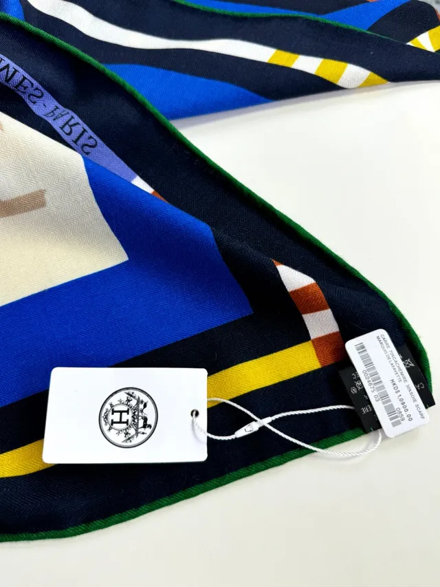 Hermès Carré Tincaçemire Cachecol de seda de várias cores 1