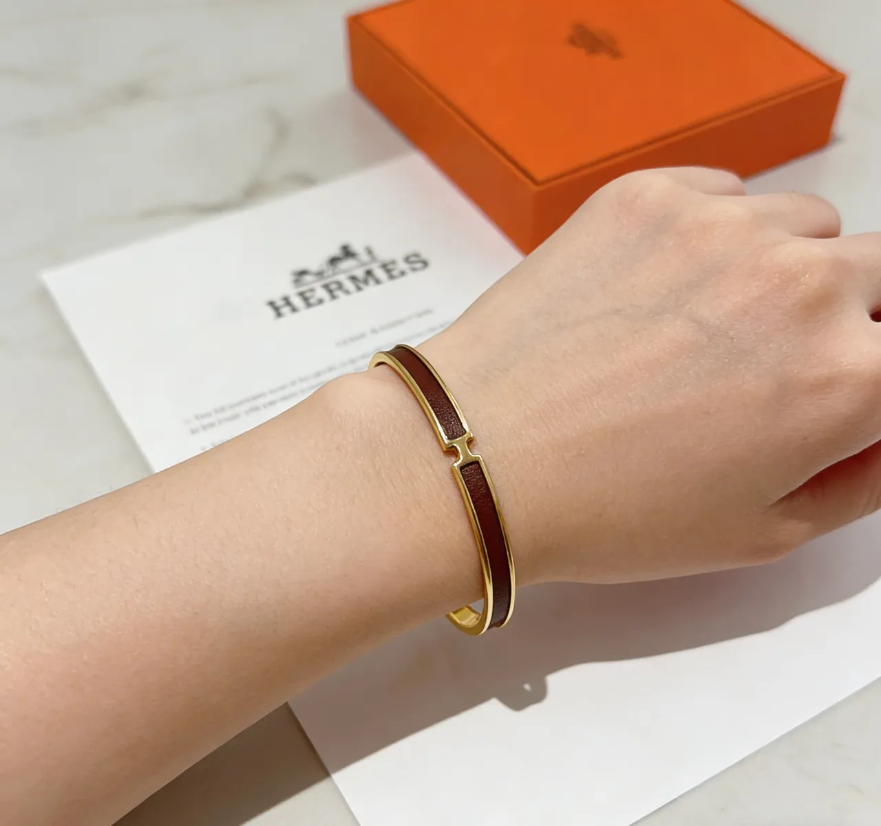 Hermès Clic H Brown Leather and Gold-Tone Open Cuff Bracelet 6