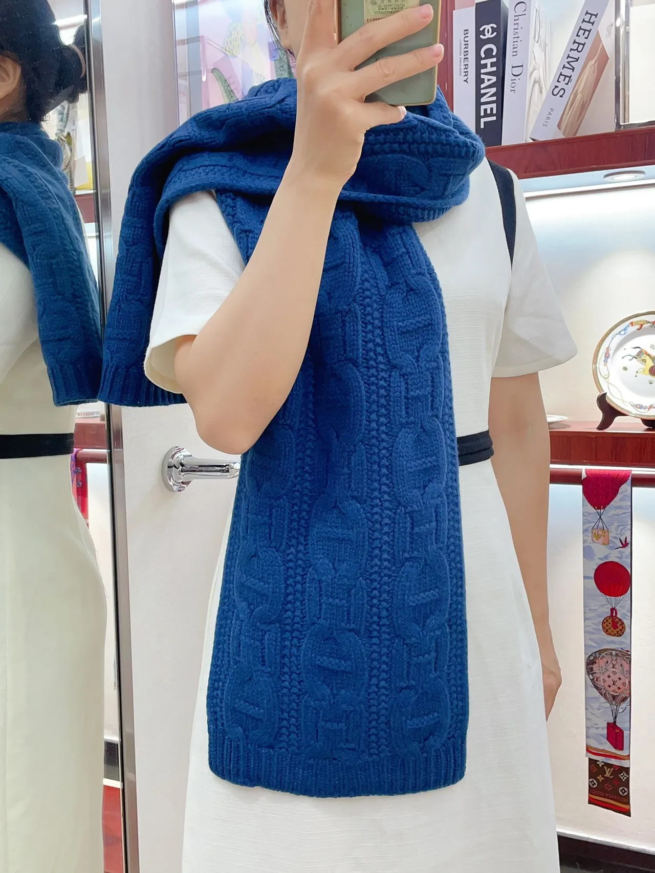 Hermès H Link Cable-Knit Navy Blue Cashmere Scarf 2