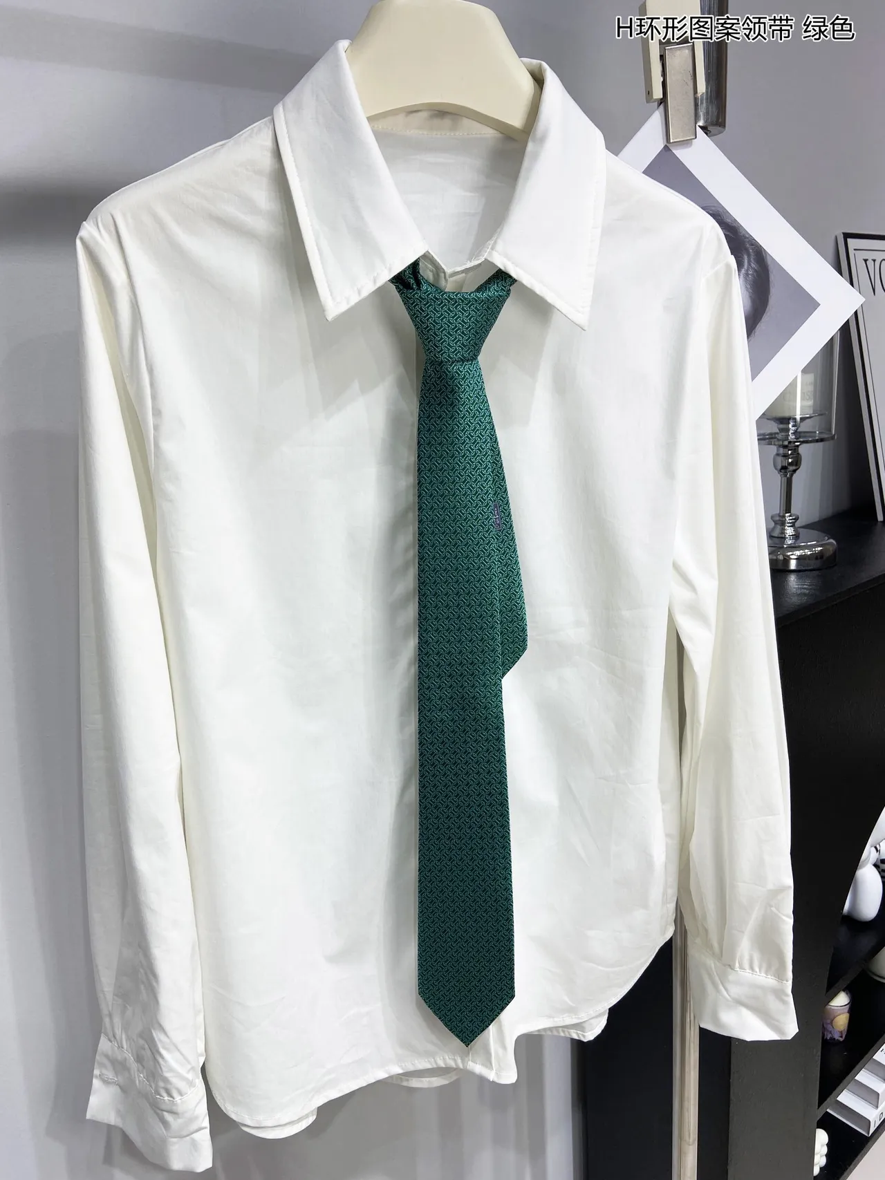 Hermès H Motif Green Black Silk Woven Repeating Necktie 7