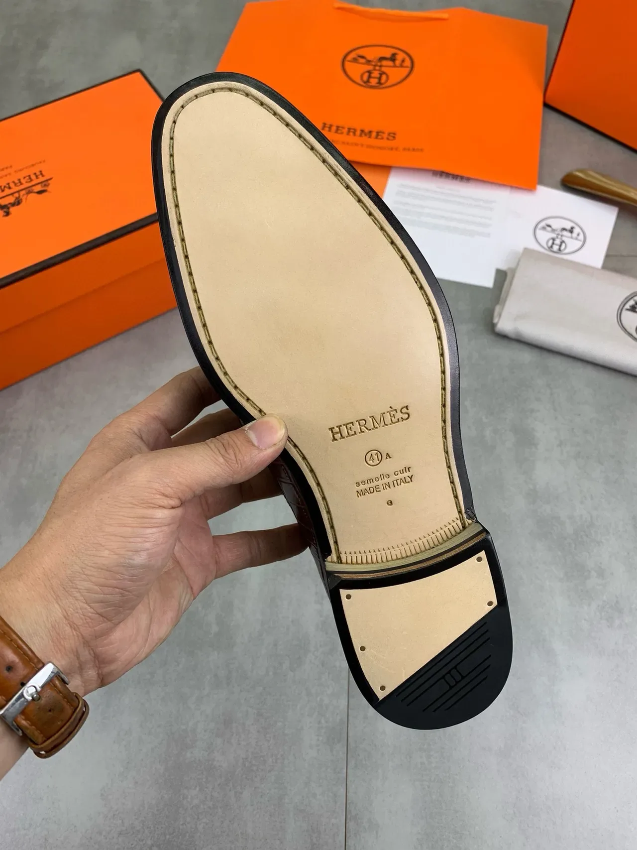 Hermès H-Pocket Loafer Cuir Marron Embossé Crocodile Loafers 4
