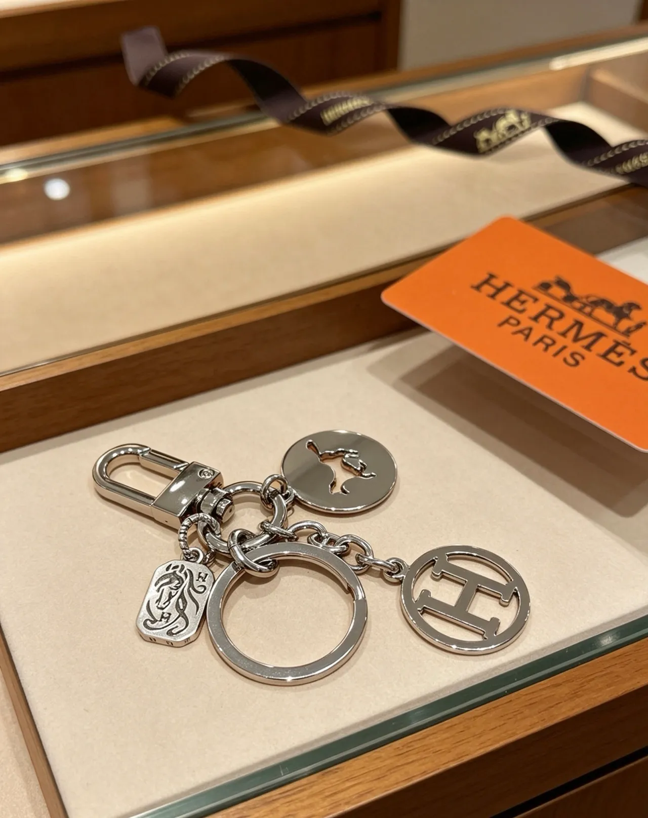 Hermès Multi-Charm Keychain Silver Black Polished Metal Assembly Bracelet 9
