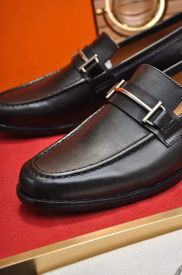Hermès Oran Mocassins de Couro Preto com Cabrestilho 4