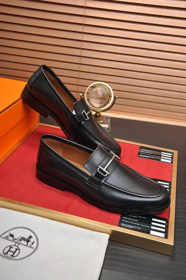 Hermès Oran Mocassins de Couro Preto com Cabrestilho 5