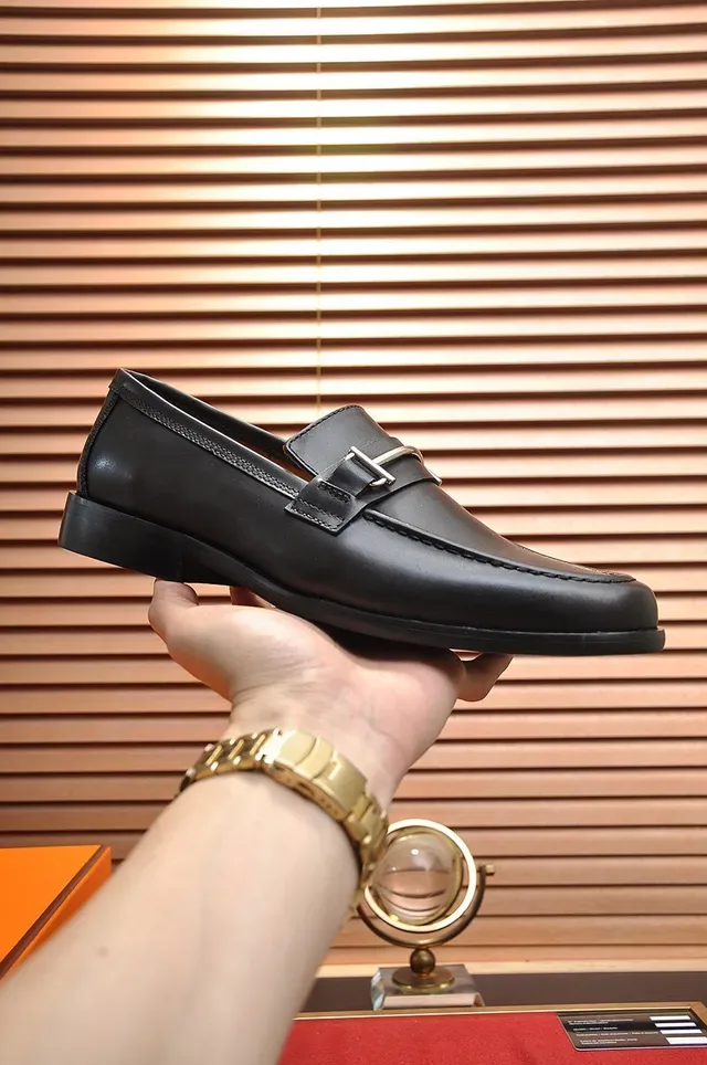 Hermès Oran Mocassins de Couro Preto com Cabrestilho 7
