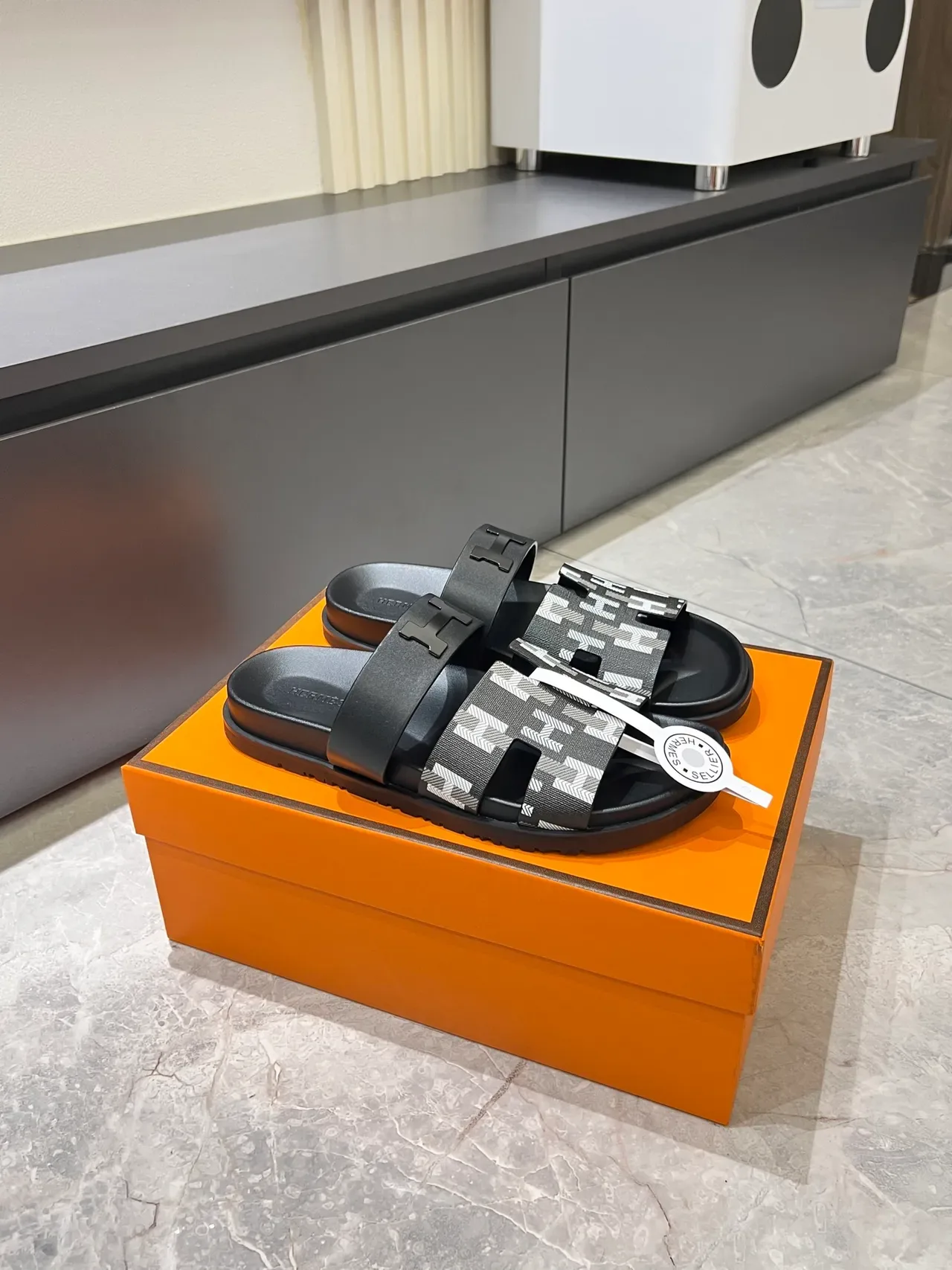 Hermès Oran Black Multicolor Double-Strap Slide H-Buckle Hardware Slippers 14