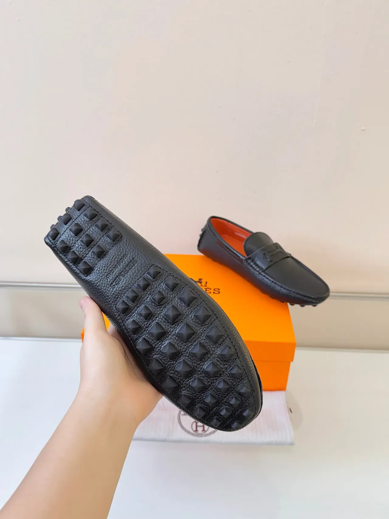 Hermès Oran Black Orange Pebbled Leather H-Logo Strap Loafer 5