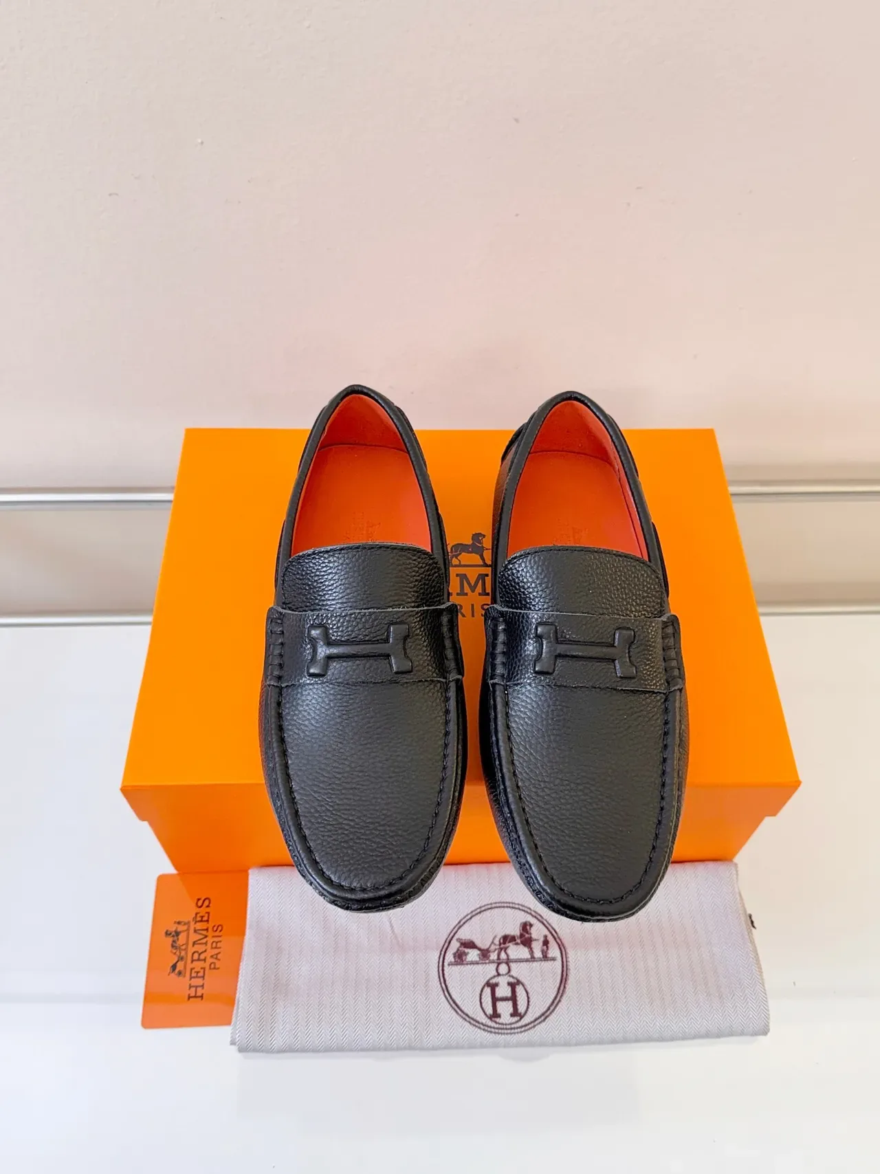 Hermès Oran Black Orange Pebbled Leather H-Logo Strap Loafer 6