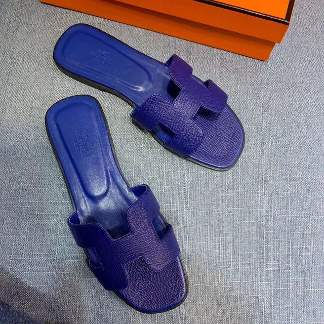 Hermès Oran Blue Textured Leather H-Strap Slippers 3
