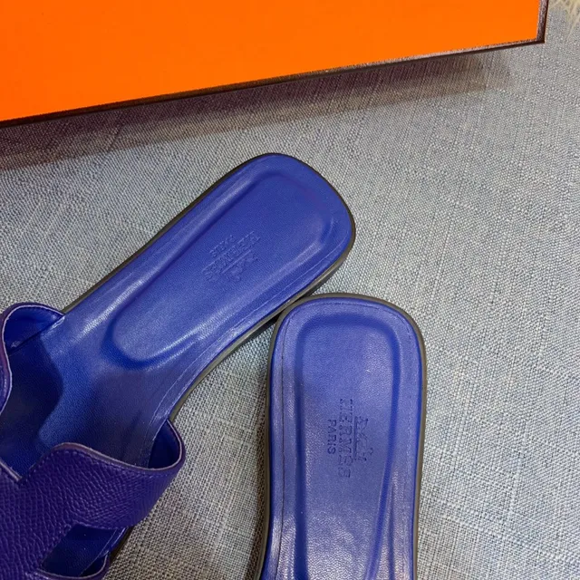 Hermès Oran Blue Textured Leather H-Strap Slippers 5