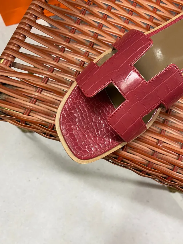Hermès Oran Crocodile-Embossed Red Slippers 6