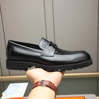 Hermès Oran Loafer Black Leather Crocodile Strap Chunky Lug Sole Loafer