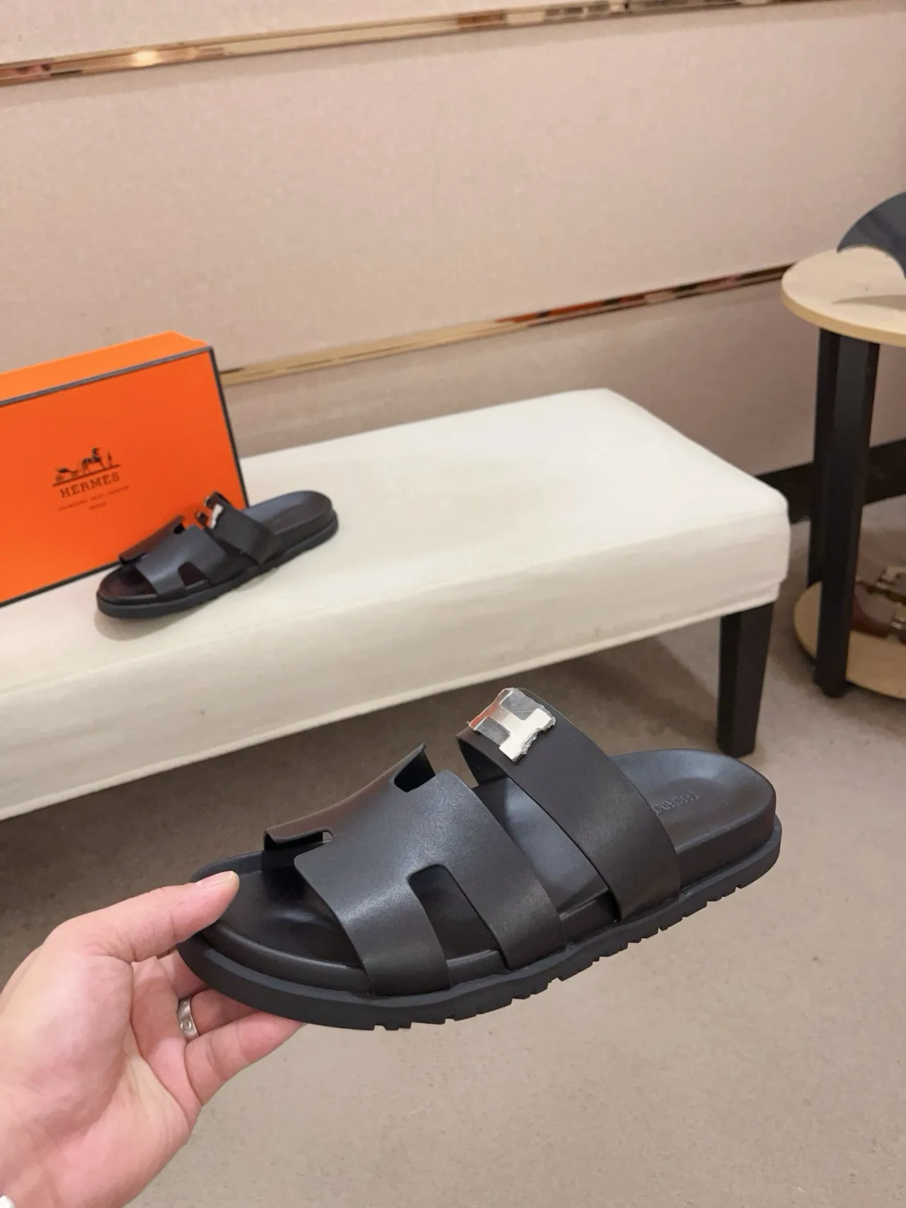 Hermès Oran Slide Black Rubber Slipper 3