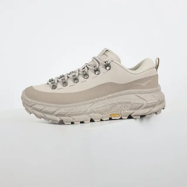Hoka Sapatilhas lifestyle bege chunky inspiradas em trilha com hardware de metal para cadarços 9