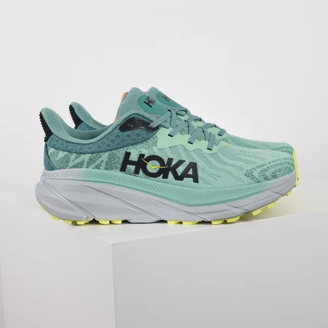 Hoka Clifton Chaussures de course Vert menthe et jaune 3