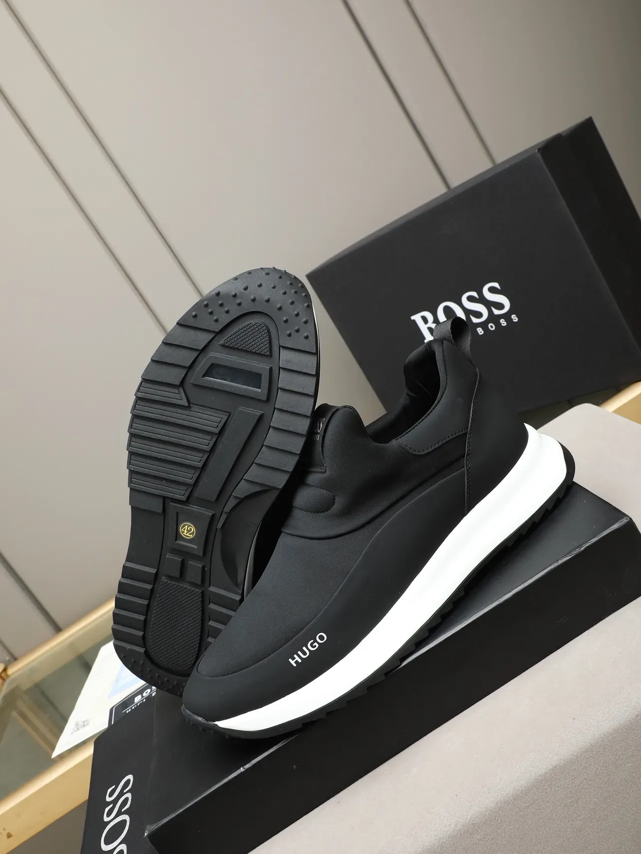 HUGO Black White Slip-On Seamless Upper Sneakers 4