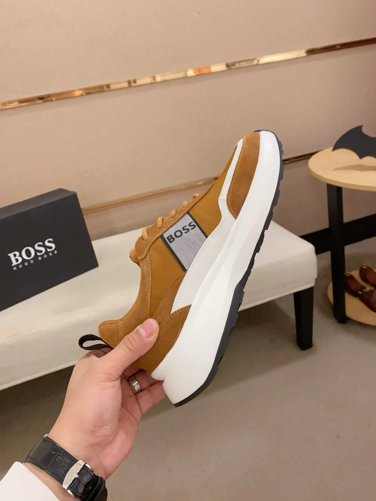 Hugo Boss Chaussures Lifestyle Daim Marron Blanc Beige Chunky Midsole 5
