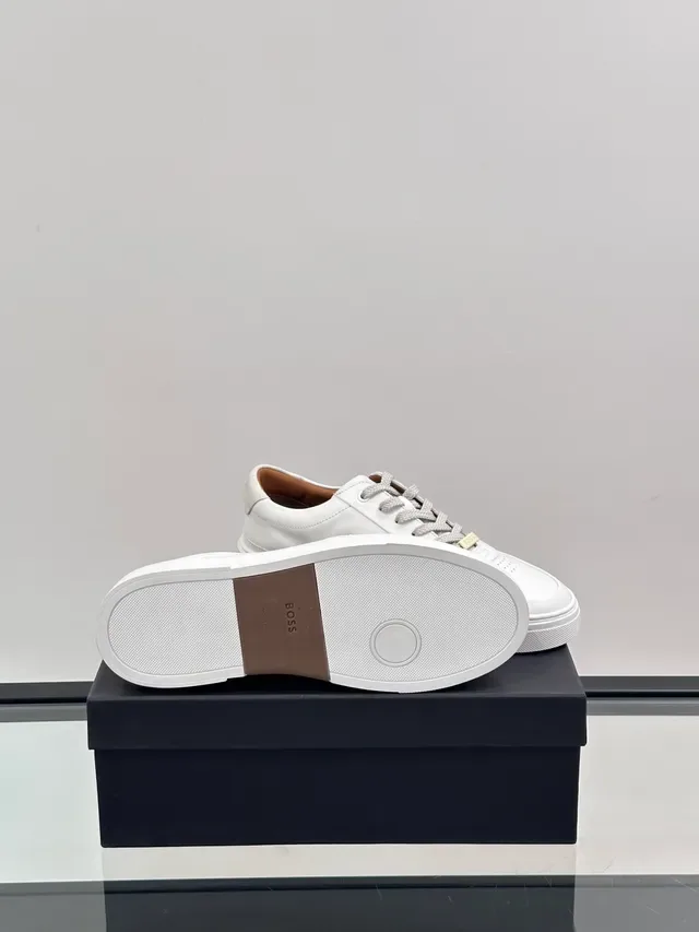 Hugo Boss Chaussures Lifestyle basses en cuir blanc à panneaux 2